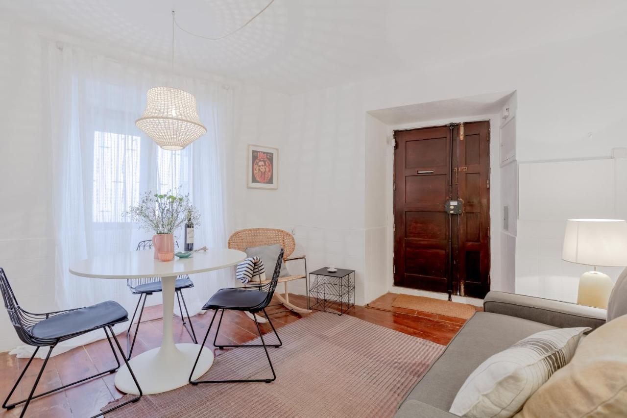 Typical Alfama Apartment, By Timecooler Lisboa Exterior foto