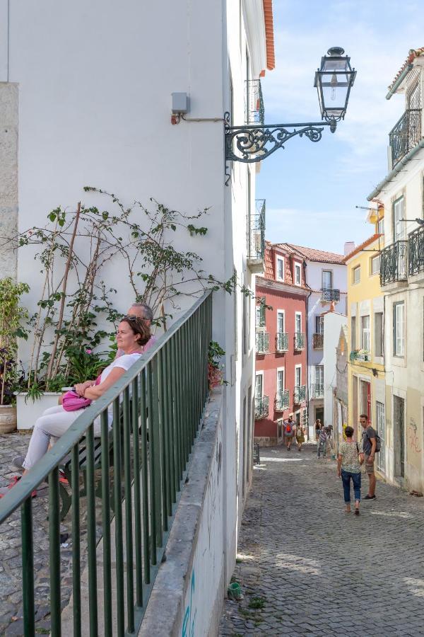 Typical Alfama Apartment, By Timecooler Lisboa Exterior foto